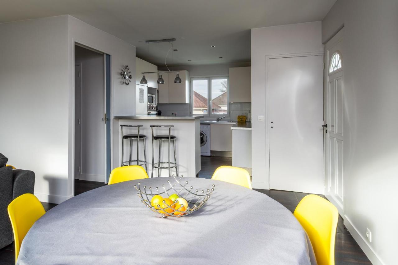 2 Bed House Near Disneyland Paris Montry Extérieur photo